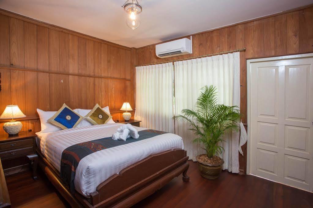 Baan Khun Nang Colonial Pousada *